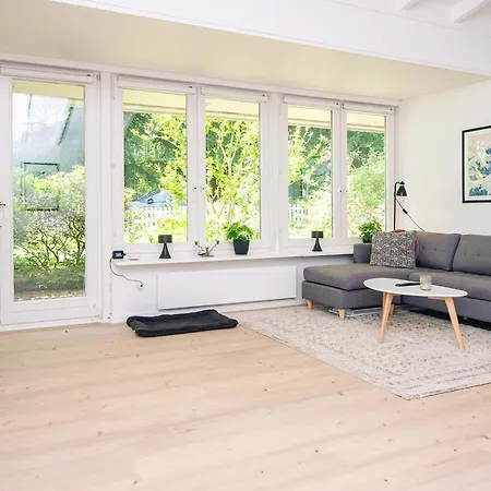 6 Person In Semesterbostad