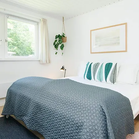 6 Person In Semesterbostad *