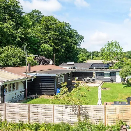 6 Person In Semesterbostad