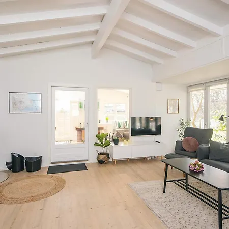 6 Person In * Haderslev